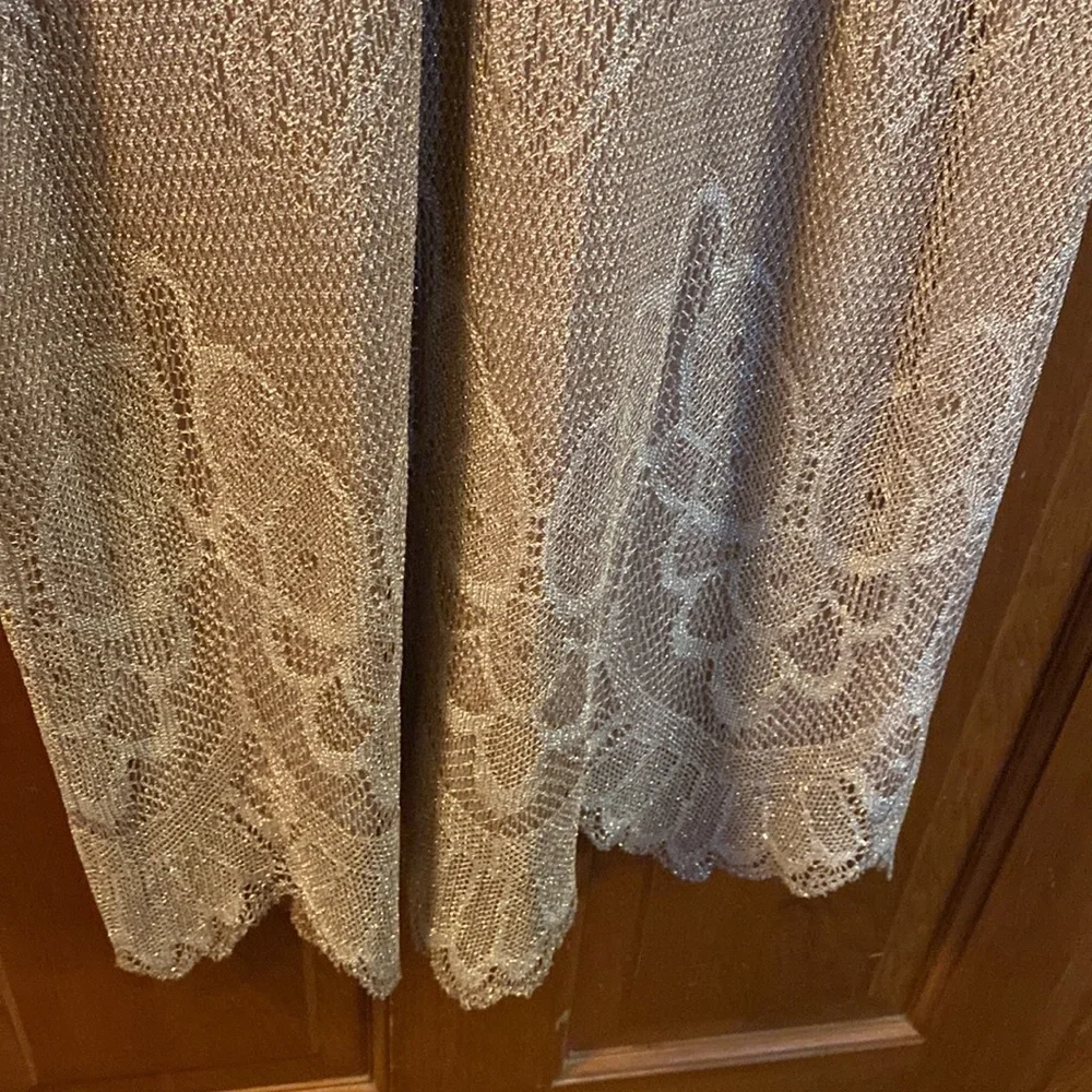 Formal gold woven dress size 12 - Picture 5 of 7